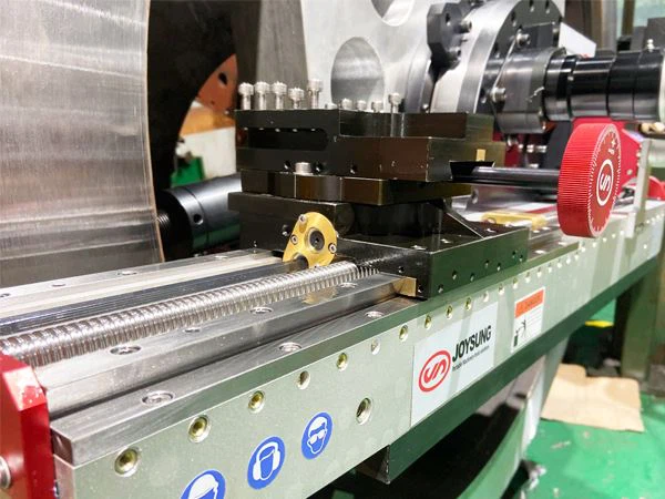 Reparación de bridas de tubo plano y cara elevada o anillo de lente